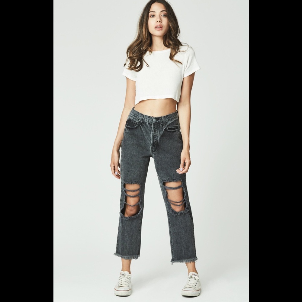 •SOLD• LF Black Distressed Ankle Jeans